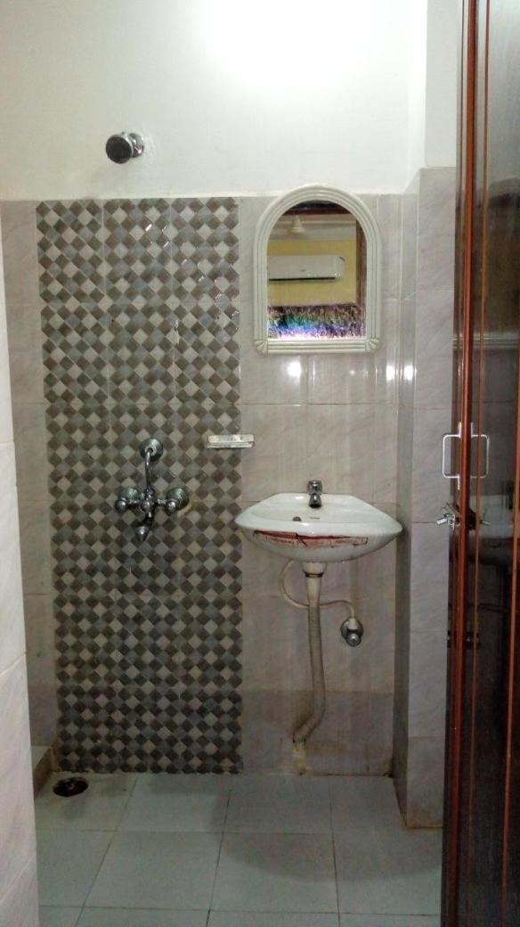 Sunrise Guest House Bhubaneswar Extérieur photo